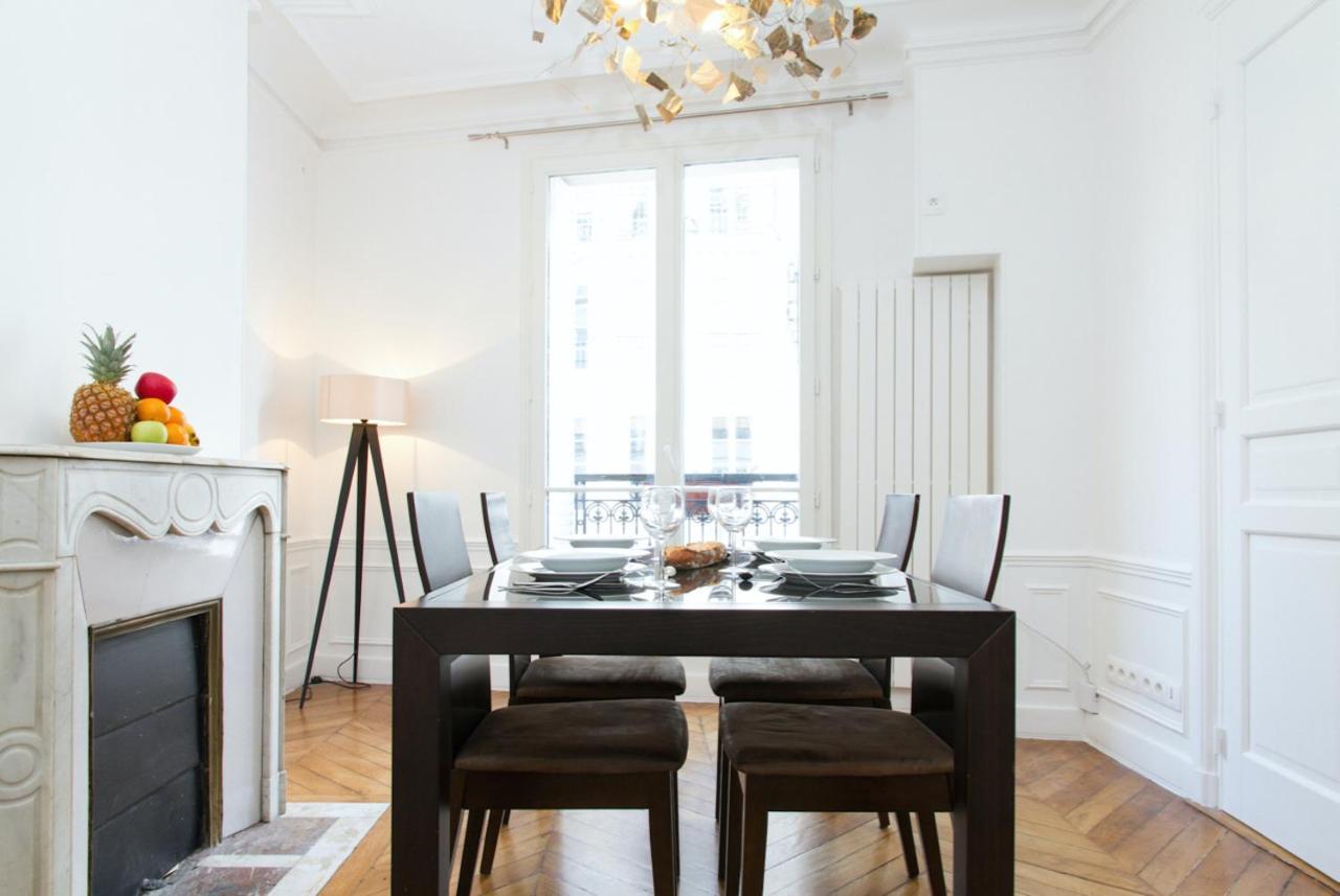 Rue Saint Honore - Louvre City Apartment Parijs Buitenkant foto