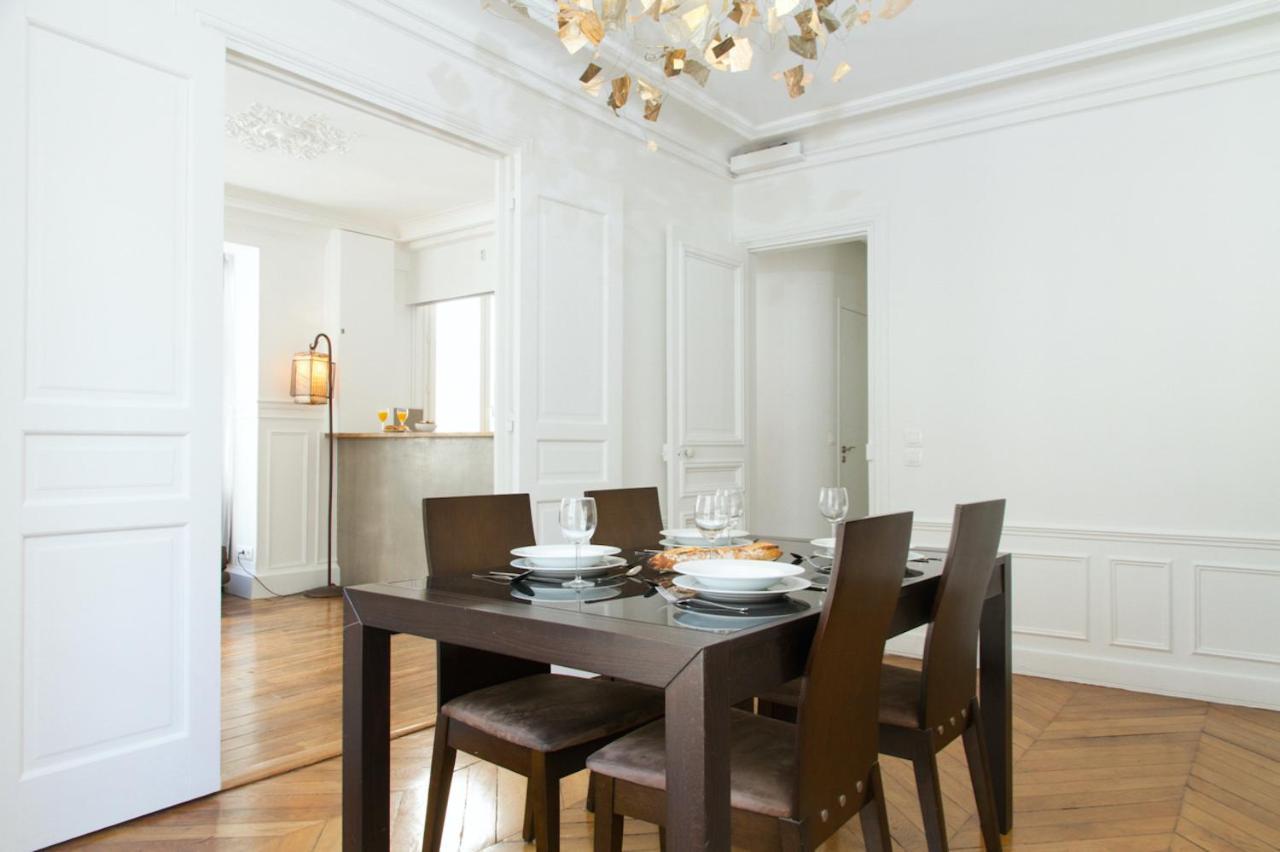 Rue Saint Honore - Louvre City Apartment Parijs Buitenkant foto