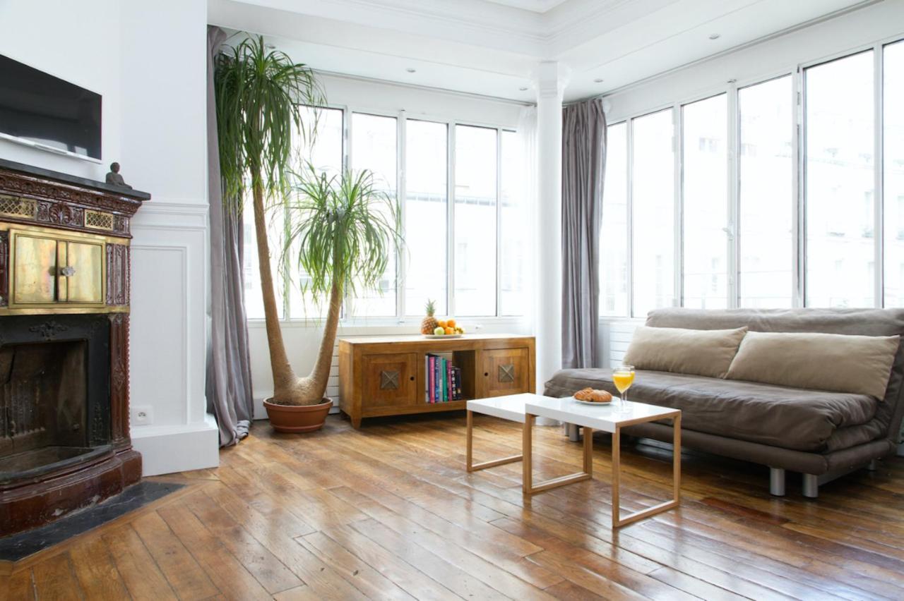 Rue Saint Honore - Louvre City Apartment Parijs Buitenkant foto